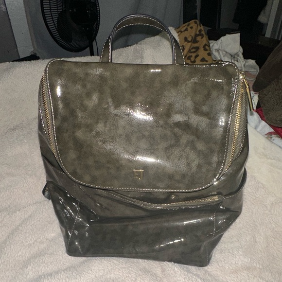 eric javits patent leather backpack - Picture 1 of 9